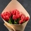 thumb-Букет тюльпанов красно белых 15шт-2}