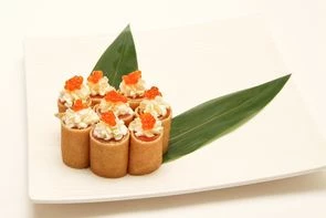 Блинчик с сёмгой и сливочным сыром