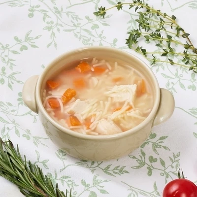 Суп куриный с лапшой Деликатеска 300г-1}