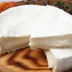 Сыр Камамбер мягкий 60% жир. Деликатеска 120г