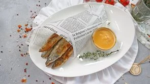 Корюшка жаренная с соусом Том-ям от Шефа