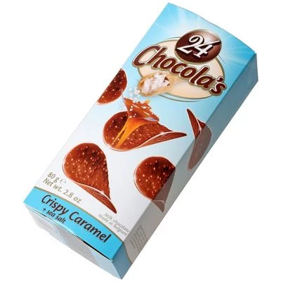 Хрустящие чипсы 24 Chocola`s из молочного шоколада с карамелью и морской солью Бельгия 80г-1}