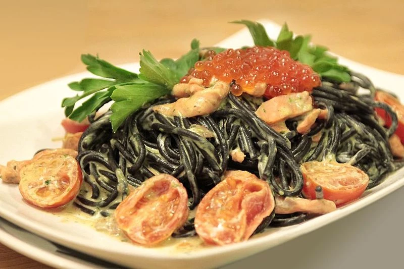 Паста с чернилами каракатицы 