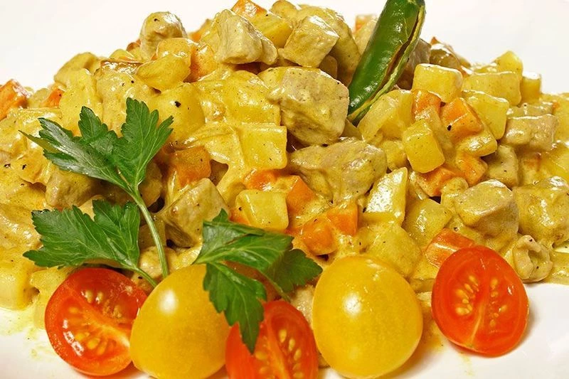 Желтое карри со свининой