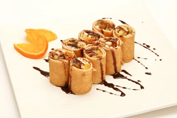 Украсить блюдо густым шоколадным соусом и подайть к столу

 