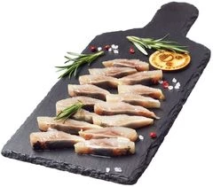 Сельдь филе-кусочки в масле с пряностями 180г