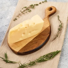 Сыр полутвердый Масдам 45%  жир. Деликатеска ~200г