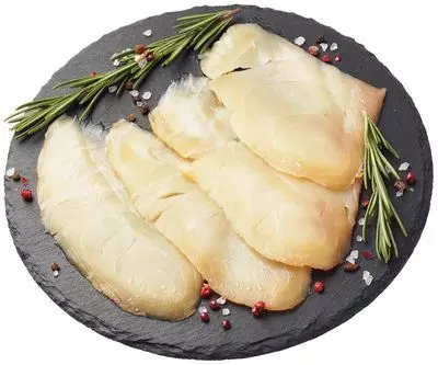 Рыба масляная холодного копчения без консервантов нарезка 120г - купить ...