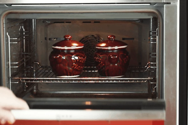 Поставить в разогретую до 200С духовку на 25-30 минут.