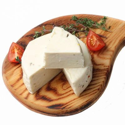 Сыр Фермерский с травами мягкий 45% жир. Деликатеска 200г-0}