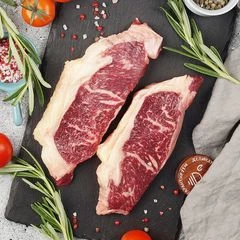 Стейк из мраморной говядины Нью-Йорк от Шефа ~500г