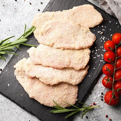 Котлета из свинины натуральная панированная в сухарях от Шефа ~400г-0}