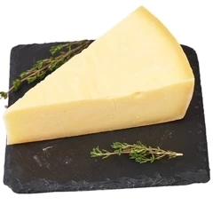 Сыр твердый Золото Швейцарии 50% жир. Деликатеска ~200г