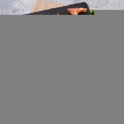 Уши свиные варено-копченые Деликатесные Деликатеска 250г-1}