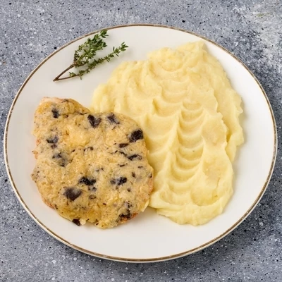 Грудка куриная под сыром и шампиньонами с картофельным пюре Деликатеска 270г-1}