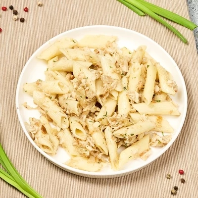 Макароны по-флотски с курицей Деликатеска 150г-1}