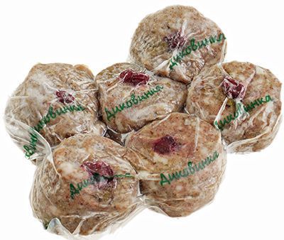 Котлеты из мяса медведя с брусникой 320г-1}