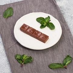 Шоколад молочный без сахара с малиной Пища богов 30г