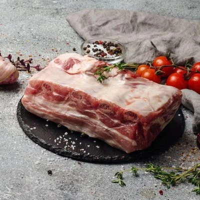 Ребра свиные охлажденные Деликатеска ~750г-0}