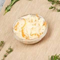 Капуста белокочанная с морковью в маринаде Сладкая Деликатеска 200г