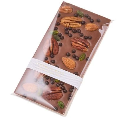 Шоколад молочный с воздушным рисом и орехами 120г-1}