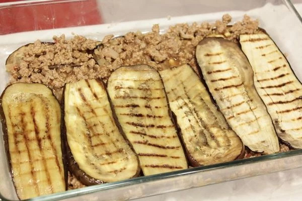 Запекать в разогретой до 200С духовке 30-35 минут.