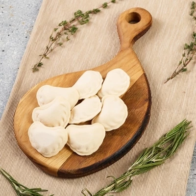 Вареники с картофелем, ветчиной и сыром Деликатеска 500г-1}