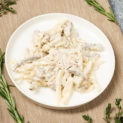 Салат Мясной с дайконом Деликатеска 130г-1}