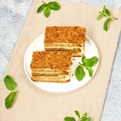 Пирожное Медовик Деликатеска 2шт