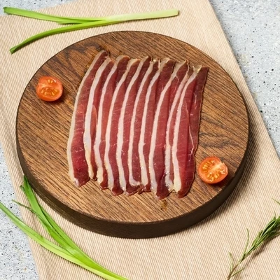 Хамон сыровяленый из утиной грудки нарезка Деликатеска 30г-1}