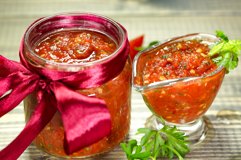 Аджика из помидоров - пошаговый рецепт с фото и видео от Всегда Вкусно!