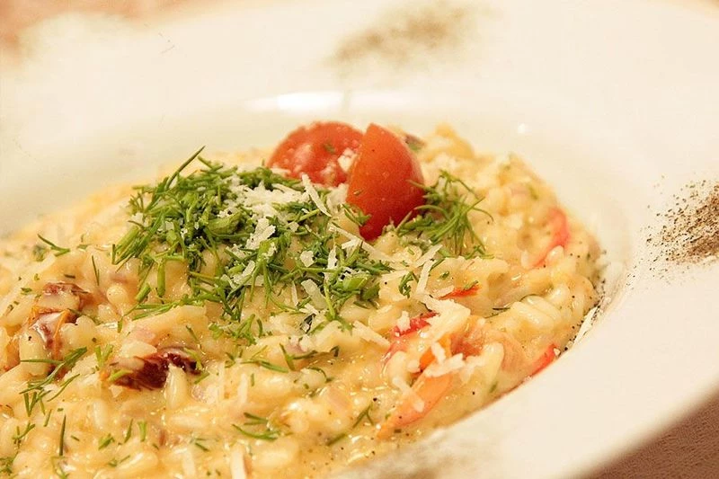 Ризотто с вялеными томатами и овощами