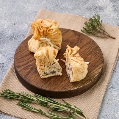 Блины с начинкой жюльен Деликатеска 2шт-1}