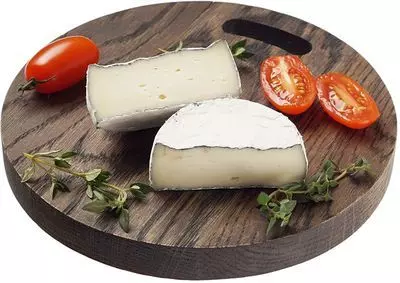 Сыр Камамбер с белой плесенью с корочкой из фруктовой золы Деликатеска ...