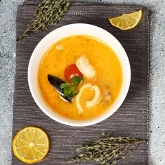 Суп Том Ям с морепродуктами Деликатеска 190г