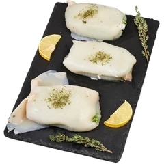 Кальмар фаршированный сыром и шпинатом ~600г