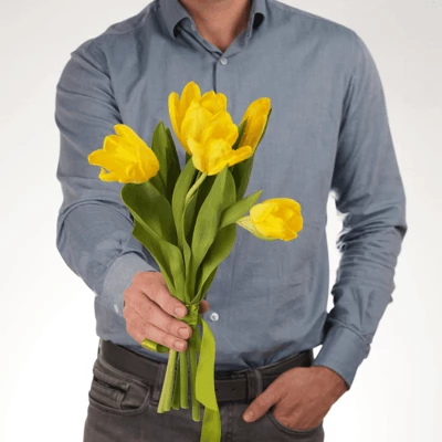 Букет желтых тюльпанов 5шт-1}