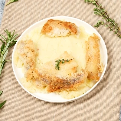 Рыба жареная с картофельным пюре Деликатеска 230г-1}