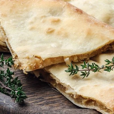 Пирог осетинский с капустой Кабускаджан Деликатеска 500г-1}