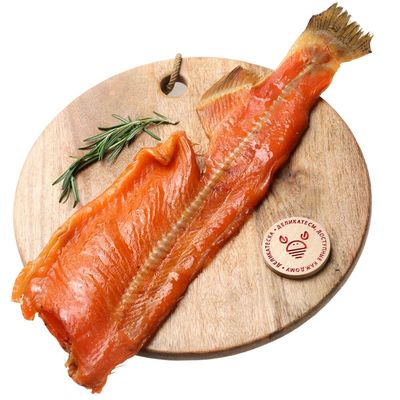 Форель холодного копчения хребты Деликатеска ~300г-0}