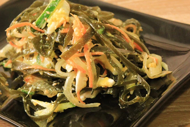 Салат из морской капусты