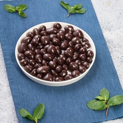 Клюква в темной шоколадной глазури Деликатеска 250г-1}