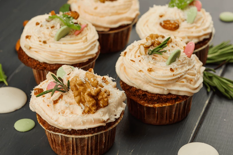 Бархатные капкейки с сливочным кремом